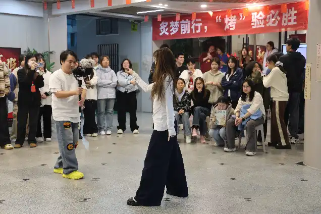 烧烤晚会