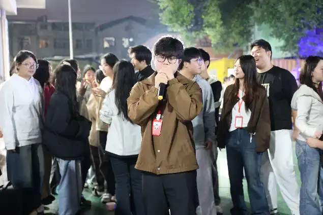 烧烤晚会